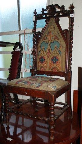 Tapestry Gothic chair(-)